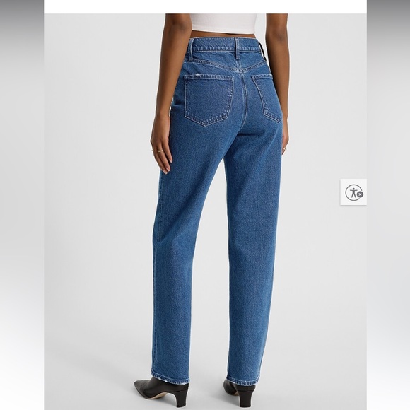 Express High Waisted Floral Medium
Wash Straight Jeans - Picture 4 of 6